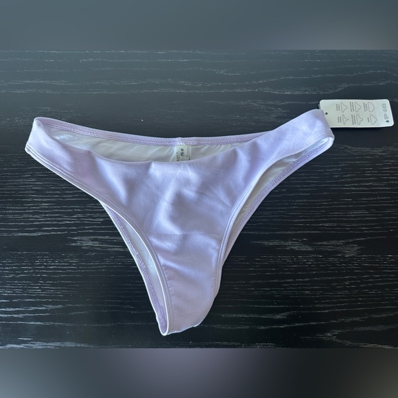 Simons Lavender Bikini Bottom - Picture 1 of 2